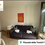 Conero Casa - Di Numana In Piazzale Tremiti 7 Con Parcheggio Esclusivo Apartment Marcelli