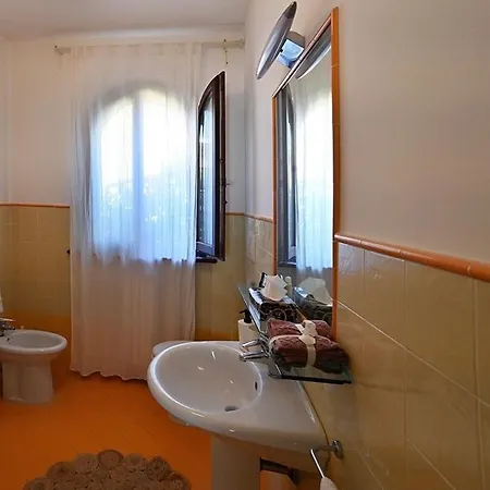 Conero Casa - Di Numana In Piazzale Tremiti 7 Con Parcheggio Esclusivo