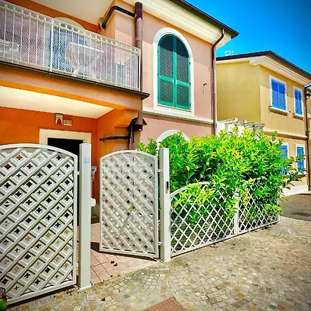 Apartment Conero Casa - Di Numana In Piazzale Tremiti 7 Con Parcheggio Esclusivo