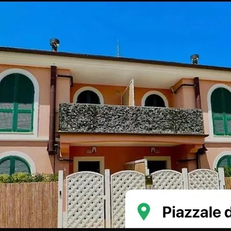 Conero Casa - Di Numana In Piazzale Tremiti 7 Con Parcheggio Esclusivo * Marcelli